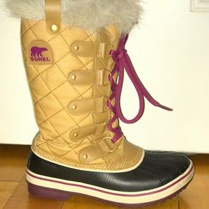 Sorel Snow Boots